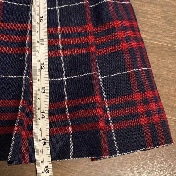 American Apparel Pleated Skirt - Picture 4 of 7